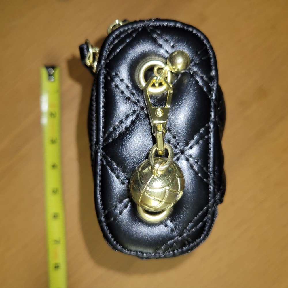 Adorable Black Quilted 3 way Clutch Bag - Phone case - crossbody - Picture 6 of 10
